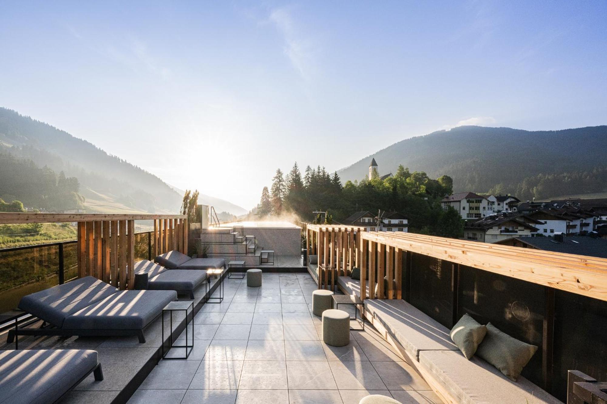 Loewe Dolomites Hotel San Candido Eksteriør billede