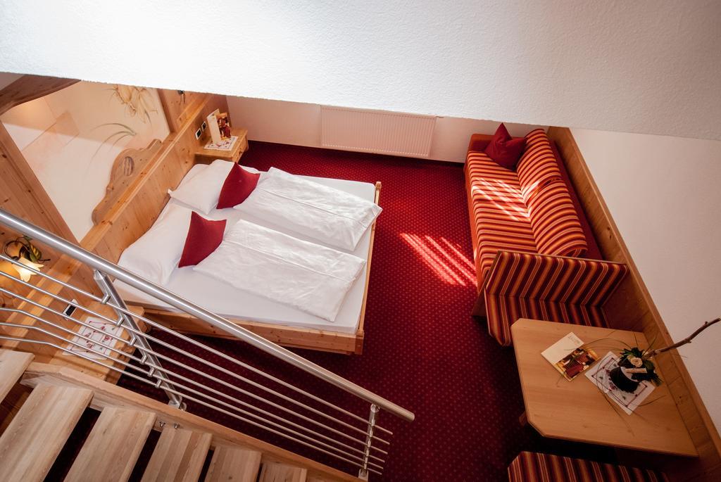 Loewe Dolomites Hotel San Candido Eksteriør billede