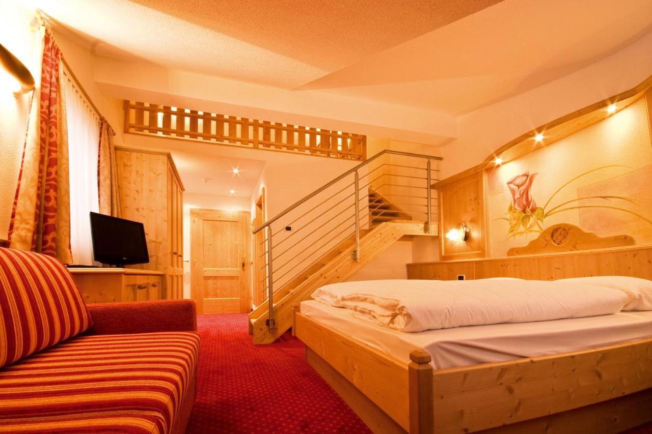 Loewe Dolomites Hotel San Candido Eksteriør billede
